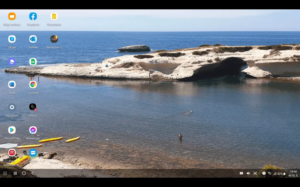 Již nastartovaný Samsung Dex... 